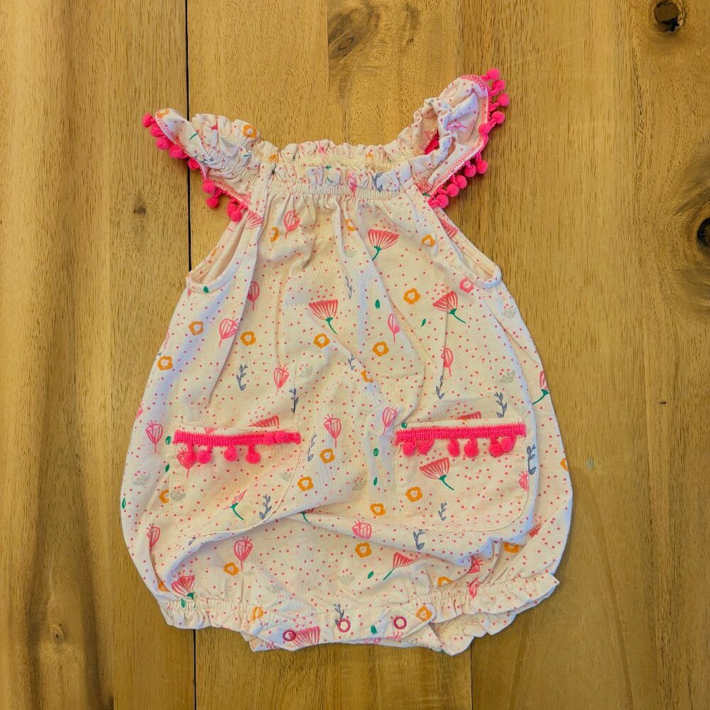 egg Baby Onesie 6 months
